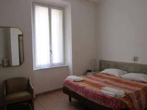 Hotel Gambara Milán 0*,